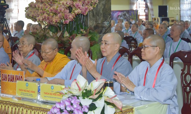 Cổ vũ thí sinh Cổ vũ thí sinh