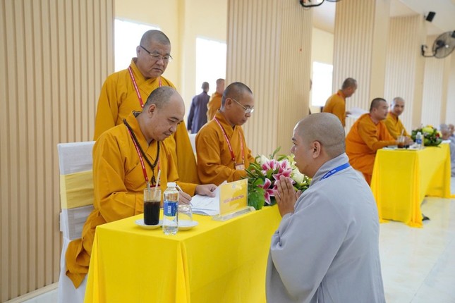 Giới tử Tăng tham gia khảo hạch