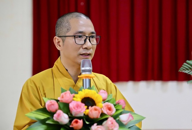 Đại đức Thích Nguyên Huấn, Trưởng ban Tổ chức phát biểu khai mạc