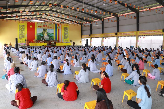 400 Phật tử trong và ngoài tỉnh Long An tham gia Hội thi giáo lý Phật tử năm 2024 400 Phật tử trong và ngoài tỉnh Long An tham gia Hội thi giáo lý Phật tử năm 2024