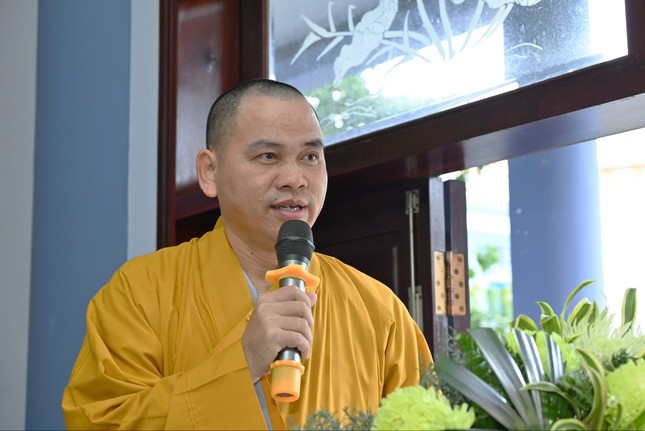 Thượng tọa Thích Thiện Thông phát biểu khai mạc