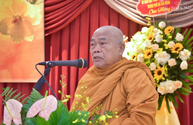 Hòa thượng Thích Giác Toàn ban đạo từ