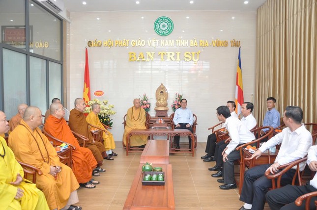 Thượng tọa Thích Thanh Phong tiếp Bí thư Tỉnh ủy Phạm Viết Thanh và lãnh đạo các cơ quan Thượng tọa Thích Thanh Phong tiếp Bí thư Tỉnh ủy Phạm Viết Thanh và lãnh đạo các cơ quan