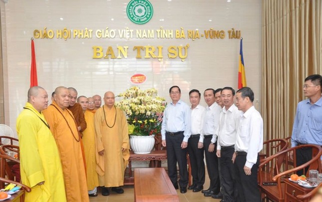 Ông Phạm Viết Thanh chúc Tết chư tôn đức Ban Trị sự GHPGVN TP.HCM Ông Phạm Viết Thanh chúc Tết chư tôn đức Ban Trị sự GHPGVN TP.HCM