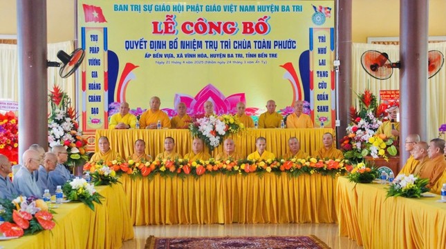 Chư tôn đức chứng minh, tham dự