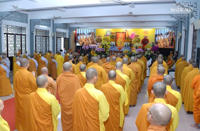 Lễ tưởng niệm 62 năm ngày Bồ-tát Thích Quảng Đức vị pháp thiêu thân, cùng hiệp kỵ chư Thánh tử đạo đã hy sinh cho đạo pháp trường tồn Lễ tưởng niệm 62 năm ngày Bồ-tát Thích Quảng Đức vị pháp thiêu thân, cùng hiệp kỵ chư Thánh tử đạo đã hy sinh cho đạo pháp trường tồn