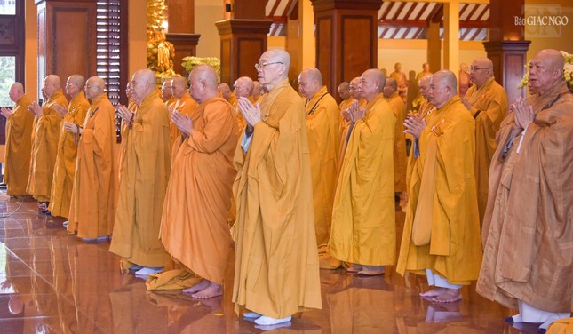 Sống trong tinh thần hòa hợp của Tăng đoàn Sống trong tinh thần hòa hợp của Tăng đoàn