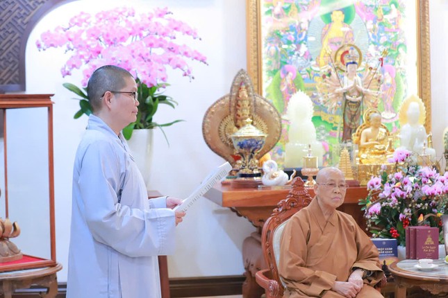 Ni sư Thích nữ Huệ Đức giới thiệu đôi nét về sự hình thành và phát triển của Phân ban Ni giới T.Ư Ni sư Thích nữ Huệ Đức giới thiệu đôi nét về sự hình thành và phát triển của Phân ban Ni giới T.Ư