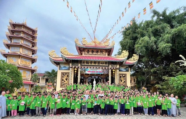 Chụp ảnh lưu niệm Chụp ảnh lưu niệm