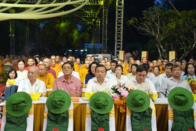 Đại diện các cơ quan tham dự Đại diện các cơ quan tham dự