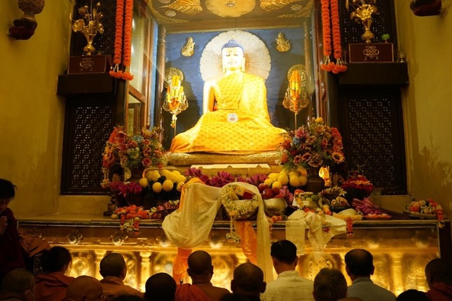 Đảnh lễ Đức Phật Thích Ca Mâu Ni Đảnh lễ Đức Phật Thích Ca Mâu Ni