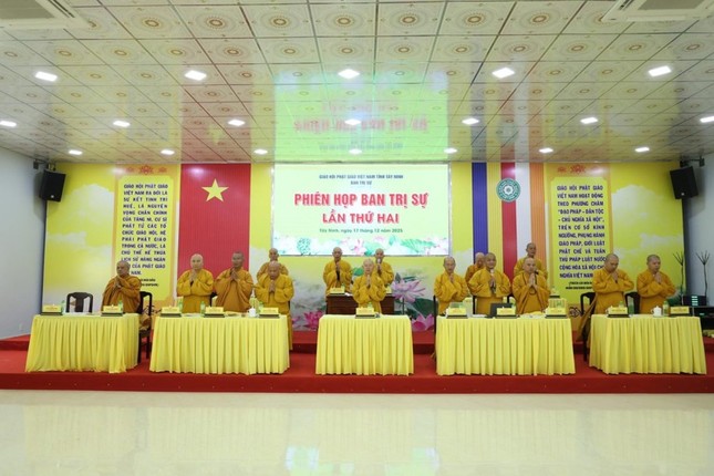 Chư tôn đức tham dự