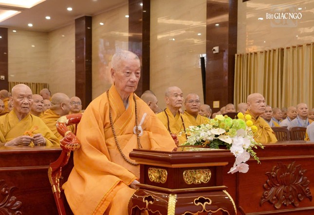 Đức Pháp chủ GHPGVN quang lâm tham dự Đại lễ tưởng niệm Đức Phật hoàng Trần Nhân Tông Đức Pháp chủ GHPGVN quang lâm tham dự Đại lễ tưởng niệm Đức Phật hoàng Trần Nhân Tông