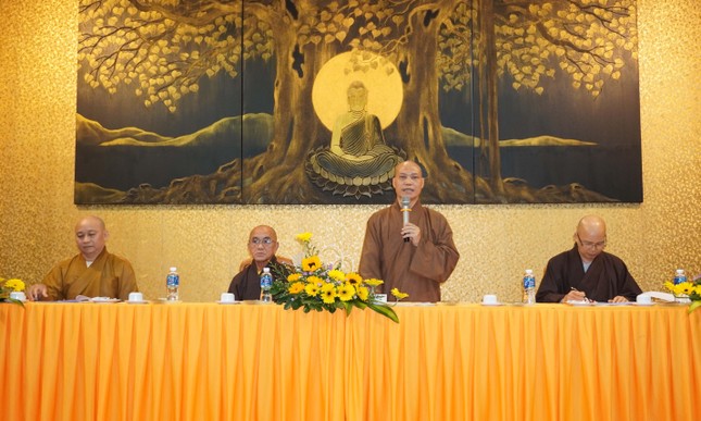 Thượng tọa Thích Trí Chơn phát biểu khai mạc
