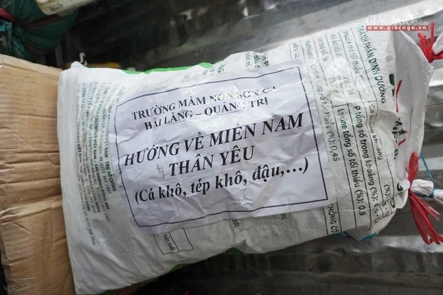 Hướng về miền Nam thân yêu Hướng về miền Nam thân yêu