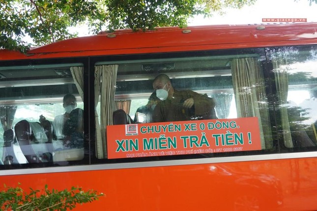 Tình nguyện viên sẽ tự cách ly theo thời gian quy định tại nhà Tình nguyện viên sẽ tự cách ly theo thời gian quy định tại nhà