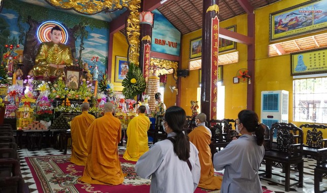 Khóa lễ cung tiến Giác linh Khóa lễ cung tiến Giác linh