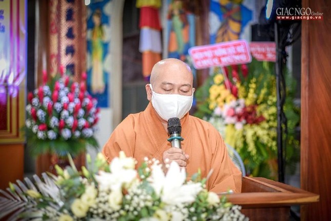 Thượng tọa Thích Quảng Tín trình danh sách dự kiến Ban chứng minh, Chủ tọa đoàn, Ban Thư ký và Ban Kiểm soát đại hội