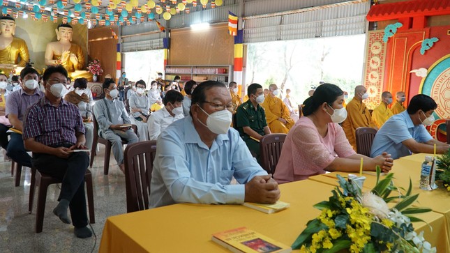 Đại diện chính quyền