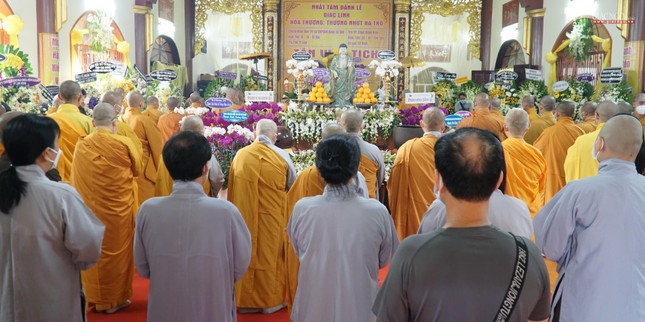 Lễ truy niệm được cử hành vào lúc 8 giờ, ngày 6-12- 2021 (3-11-Tân Sửu), sau đó cung tống kim quan Hòa thượng nhập bảo tháp trong khuôn viên chùa Đồng Hiệp