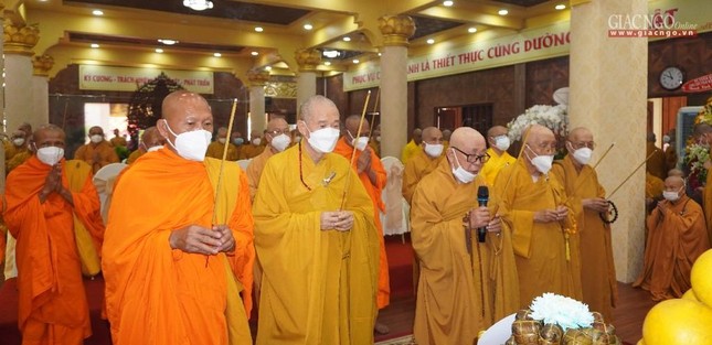 Chư tôn đức giáo phẩm niêm hương tưởng niệm Chư tôn đức giáo phẩm niêm hương tưởng niệm