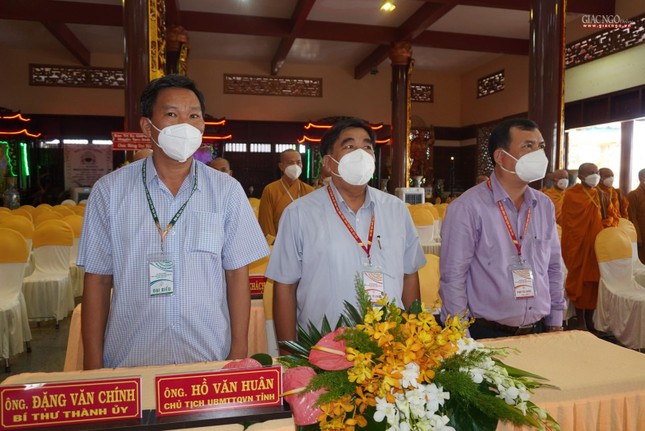 Đại diện chính quyền