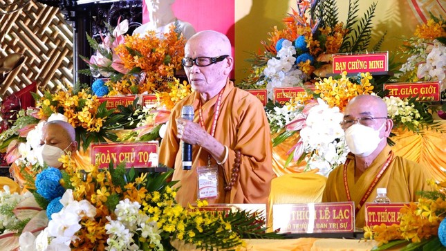 Hòa thượng Thich như Tước đúc kết buổi họp