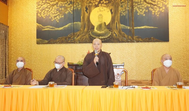 Thượng tọa Thích Trí Thường, Trưởng ban Trị sự GHPGVN quận 12 phát biểu khai mạc Thượng tọa Thích Trí Thường, Trưởng ban Trị sự GHPGVN quận 12 phát biểu khai mạc