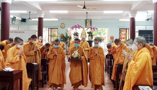 Cung thỉnh Hòa thượng Giác Giới quang lâm trường hạ Ngọc Phương Cung thỉnh Hòa thượng Giác Giới quang lâm trường hạ Ngọc Phương