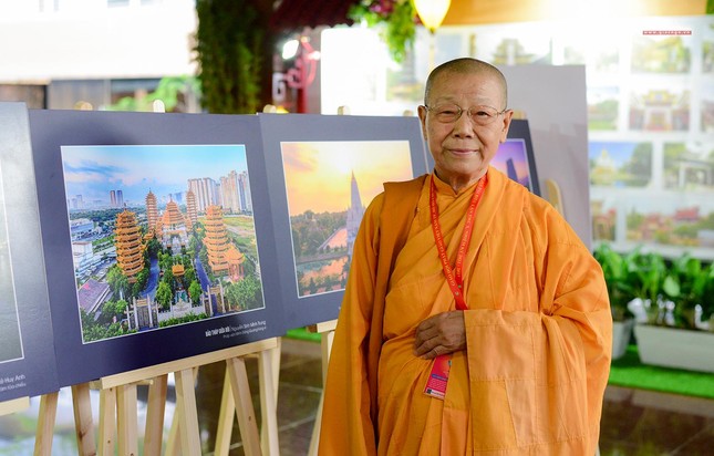 Ni sư Thích nữ Tín Liên Ni sư Thích nữ Tín Liên