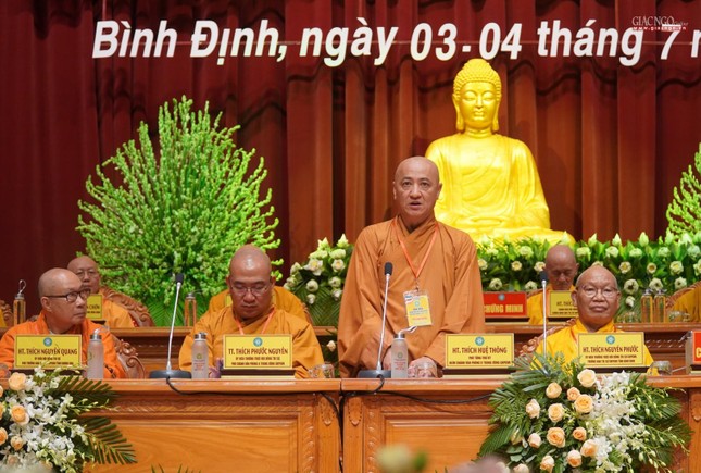 Hòa thượng Thích Huệ Thông, điều phối chương trình đại hội