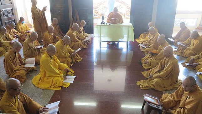 Trang nghiêm thính giới Trang nghiêm thính giới