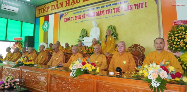 Thượng tọa Thích Thiện Quý tán thán tấm lòng hiếu hạnh của Phật tử