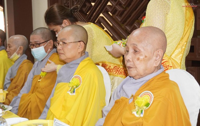 Lễ cài hoa hồng Lễ cài hoa hồng