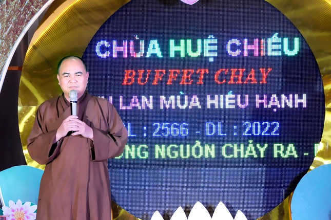 Đại đức Thích Nhuận Pháp phát biểu Đại đức Thích Nhuận Pháp phát biểu