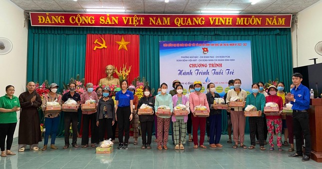 "Hành trình tuổi trẻ" "Hành trình tuổi trẻ"