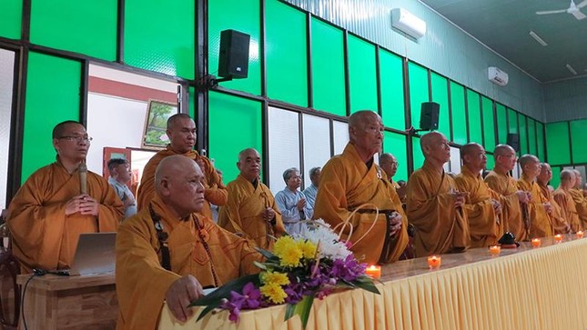 Chư tôn đức dự lễ tưởng niệm Chư tôn đức dự lễ tưởng niệm