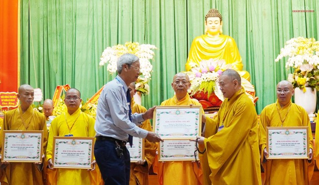 Gia đình Phật tử Đắk Nông nhận Bằng tuyên dương công đức của Trung ương Giáo hội