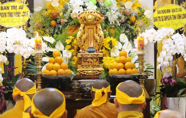 Trang nghiêm lễ truy niệm