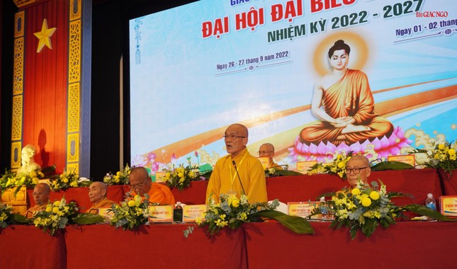 Hòa thượng Thích Giác Liêm chủ tọa