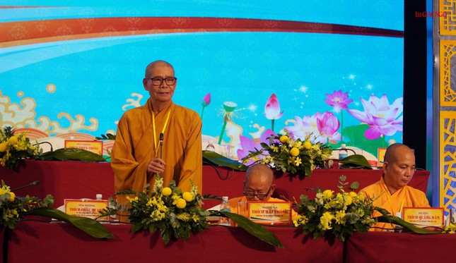 Hòa thượng Thích Châu Quang cảm tạ kết thúc phiên trù bị đại hội