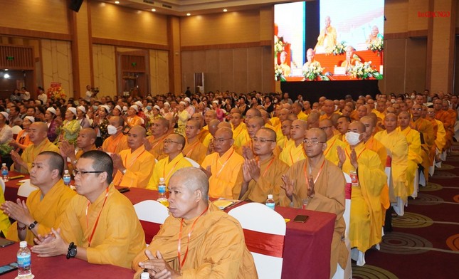 Chư tôn đức trong tỉnh