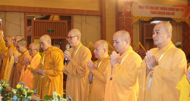 Cung thỉnh Ban Chứng minh của Phật giáo tỉnh nhiệm kỳ 2022-2027