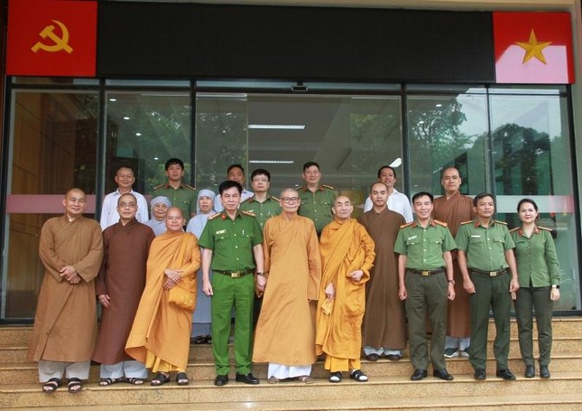 Cảm ơn đến Công an tỉnh Đắk Lắk Cảm ơn đến Công an tỉnh Đắk Lắk