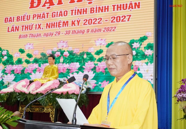 Thượng tọa Thích Thông Triêm thông qua nội dung văn kiện đại hội