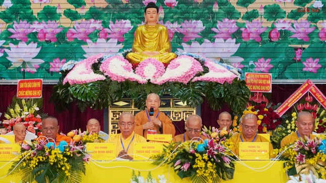 Hòa thượng Thích Thiện Nhơn ban đạo từ chỉ đạo