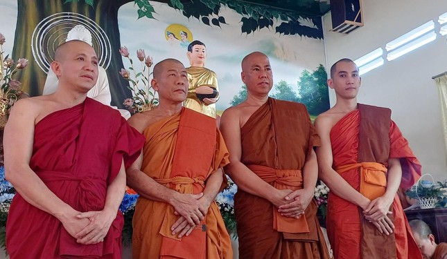 Nghi thực tuyên ngôn Tăng sự giao y Nghi thực tuyên ngôn Tăng sự giao y