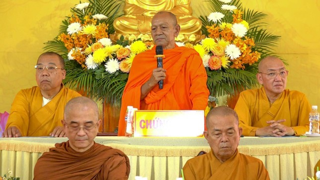 Hòa thượng Đào Như, Phó Chủ tịch Hội đồng Trị sự, Trưởng ban Trị sự GHPGVN TP.Cần Thơ ban đạo từ chứng minh Hòa thượng Đào Như, Phó Chủ tịch Hội đồng Trị sự, Trưởng ban Trị sự GHPGVN TP.Cần Thơ ban đạo từ chứng minh