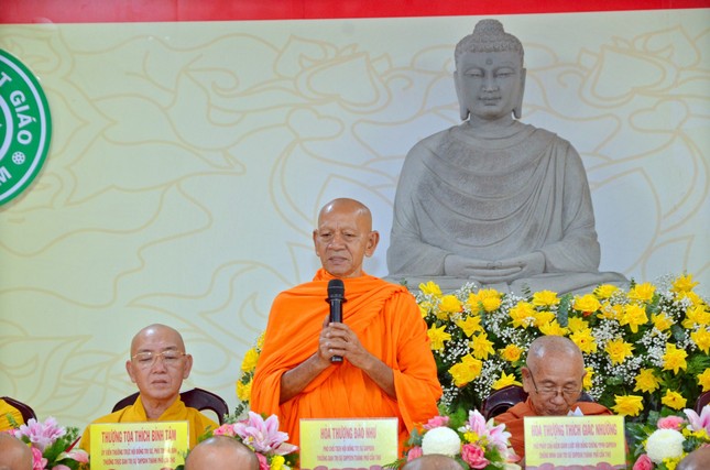 Hòa thượng Đào Như ban đạo từ