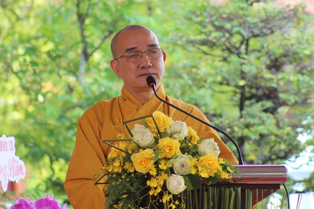 Thượng tọa Thích Lệ Lạc có đôi lời tưởng niệm về những đóng góp của Hòa thượng Thích Đắc Pháp đối với Phật giáo Vĩnh Long